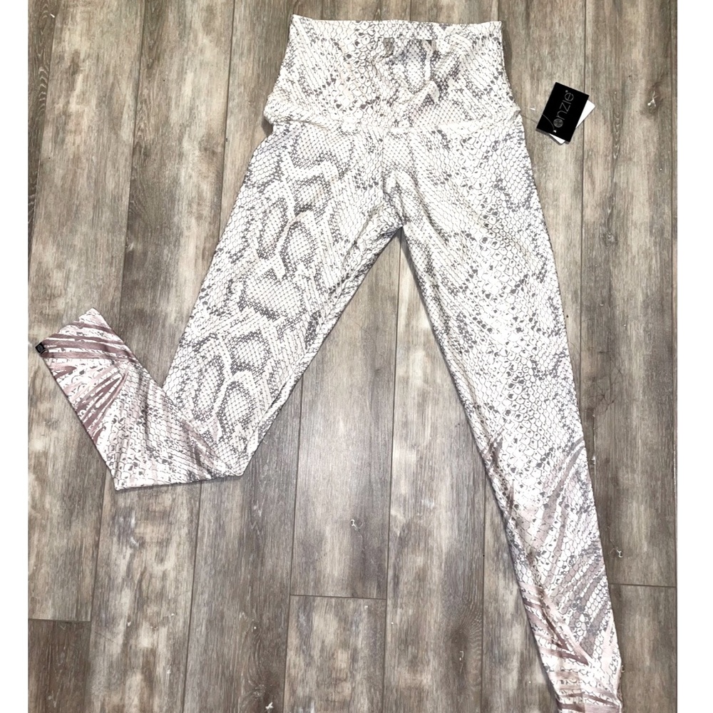 Onzie - snake skin print leggings Size S